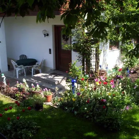 Apartmán Ferienwohnung-45-qm-erdgeschoss-poststr-4-bad-endorf *